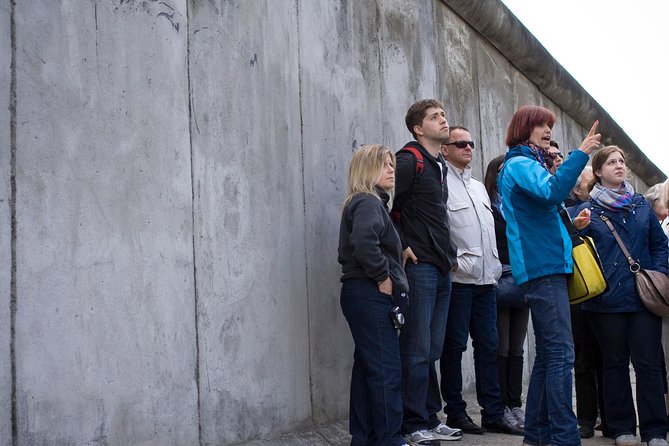 Private Cold War Berlin: Espionage, Berlin Wall, a Divided City - Walking, weather, and the pace of the day