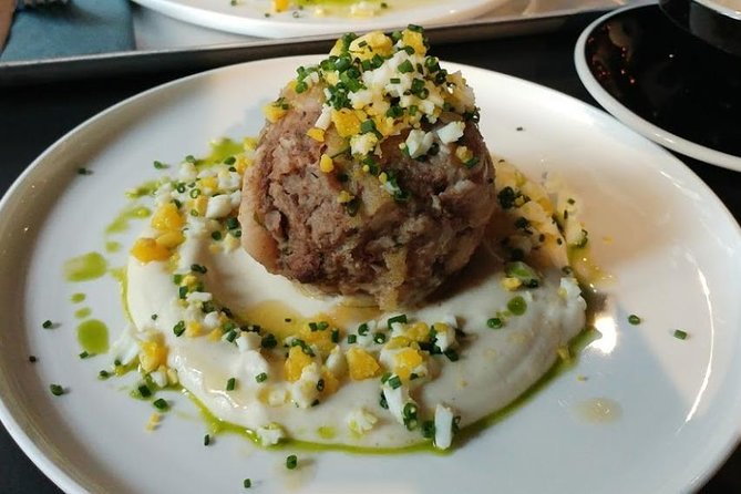 Private Food Tour Experience with a born and bred Berliner - Delicatessen flavors and Berlin’s changing table