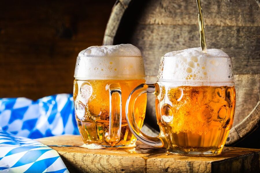Private German Beer Tasting Tour in Berlin Old Town - The two-hour tasting: four beers and two stops