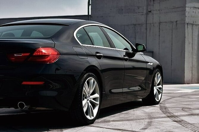 Private One way Airport Transfer Berlin Airport To Berlin - Forty-Five Minutes of Waiting, With an Important Catch