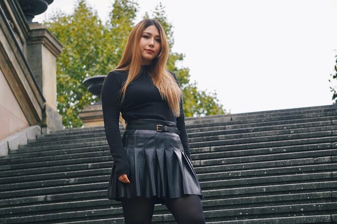 Private Photo Session in the Streets of Berlin - Forty edited photos and the full gallery