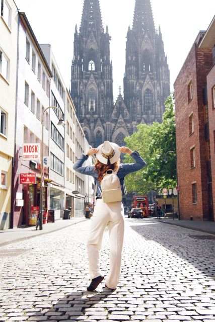 Private photoshoot in Cologne - Nadiia’s role during the 1.5-hour session