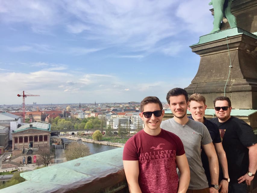 Private Taxi Tour through Berlin Extended & Relaxed ca 6-8h - East Berlin, former royal power, and the Humboldt Forum