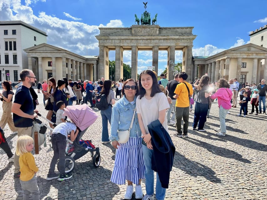 Private Taxi Tour through Berlin Extended & Relaxed ca 6-8h - What the SUV and pickup service change