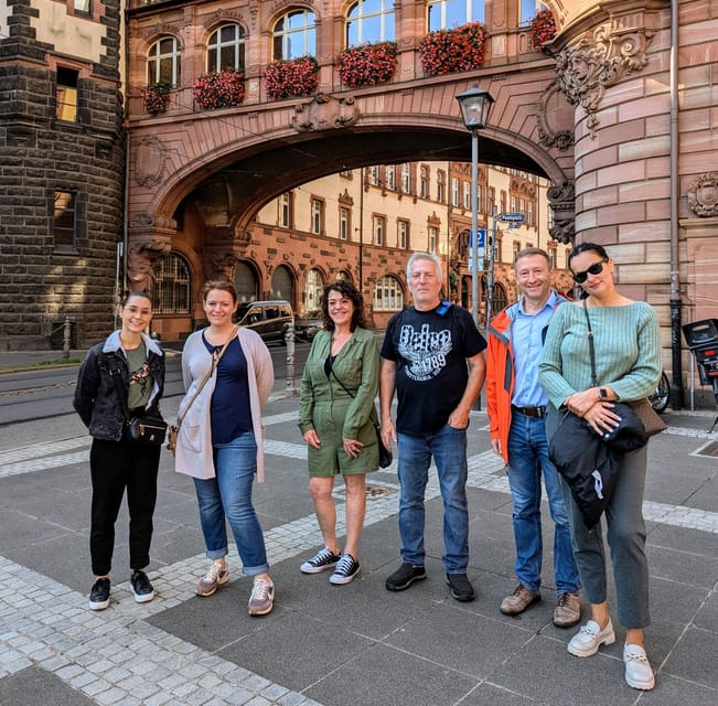 Private Tour with Native English speaking Local - Seeing the Kaiser Dom in the historic center