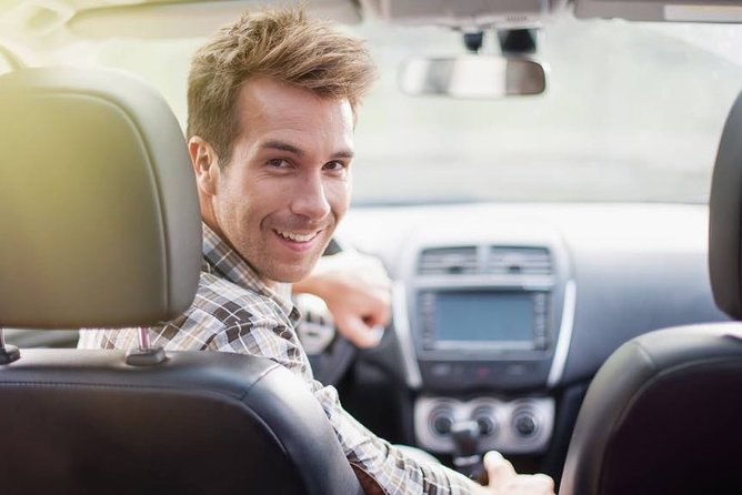 Private Transfer from Berlin to Prague with 2h of Sightseeing - Driver quality can shape the whole day