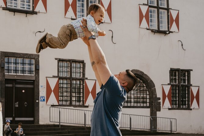 Private Vacation Photoshoot with Photographer in Cologne - What the 30-minute option changes