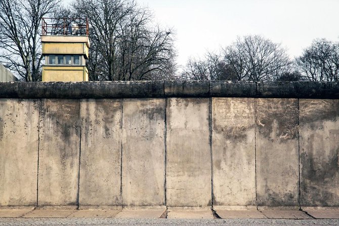 Private Walking Tour: Behind the Iron Curtain and Berlin Wall - Who will get the most from this tour?