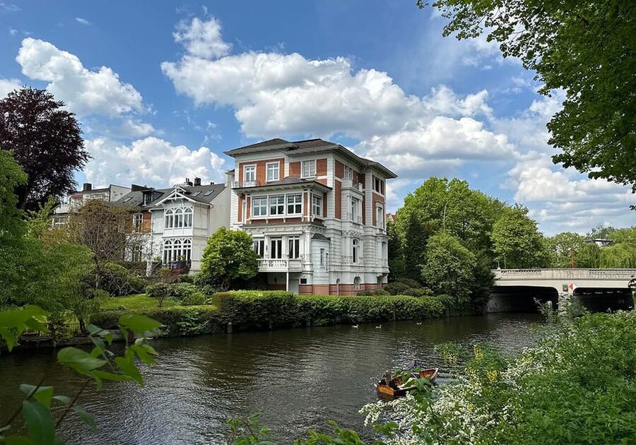 Radtour um die Alster & durch traumhafte Alsterviertel - Who will enjoy this Alster tour most?