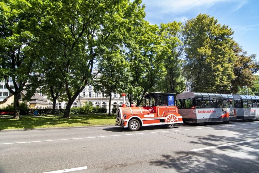 Regensburg: City Tour with the Bimmelbahn Train - Starting beside Regensburg Cathedral