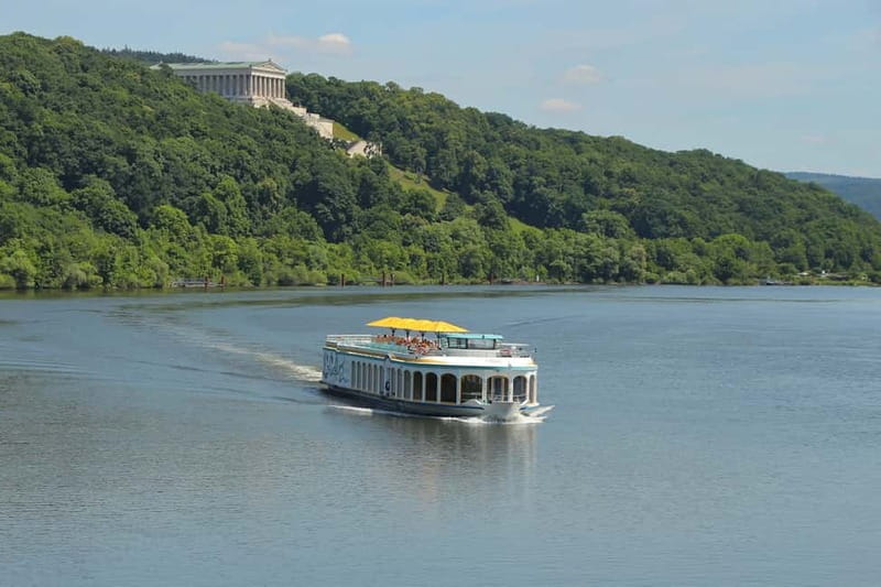 Regensburg: Klinger's Sightseeing Boat Tour to Walhalla - Seeing the white marble temple