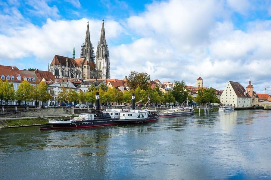 Regensburg: Private Walking Tour With Professional Guide - Walking into Regensburg’s medieval center