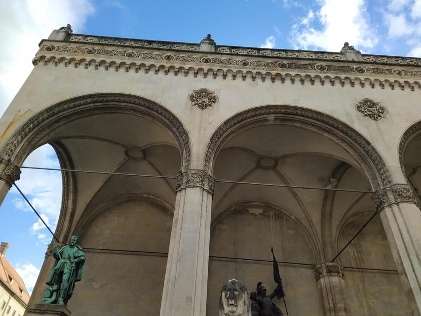Residence of Munich private tour with skip the line ticket - Bags, drinks, and practical restrictions
