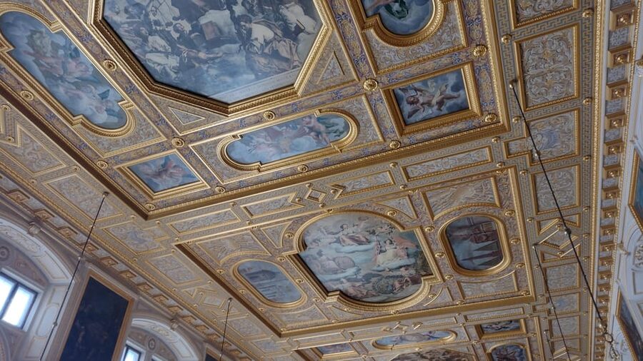 Residence of Munich private tour with skip the line ticket - Timing your two-hour visit