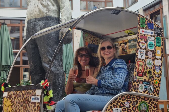 Romantic Berlin Rickshaw City and Photo Tour - incl. pick-up - A romantic way to see central Berlin