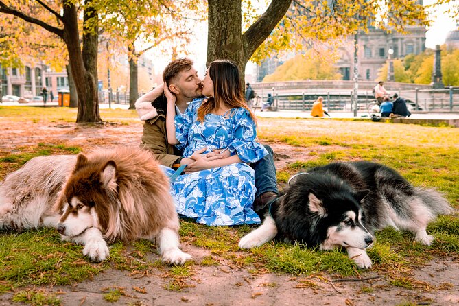 Romantic Couple Photoshoot in the Heart of Berlin - My take on the finished experience