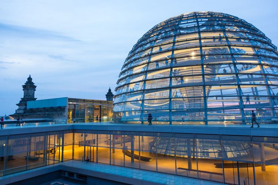 Rooftop Aperitif at Reichstag Käfer Restaurant - Getting Through Security at Scheidemannstraße
