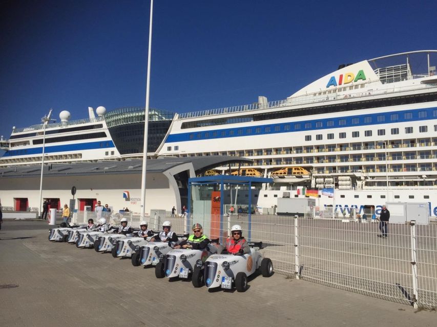 Rostock: Hot Rod Sightseeing Tour to Warnemünde - Comfort, size limits, and weather planning