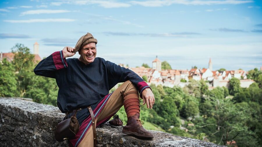 Rothenburg ob der Tauber: Private Old Town Walking Tour - City walls, gateways, and views into the Taubertal