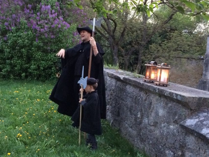 Rothenburg: Private Night Watchman Tour - How the private format affects the price