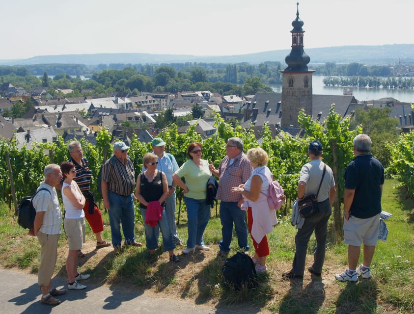 Rüdesheim am Rhein: city tour - A walking introduction to Rüdesheim’s wine-town identity