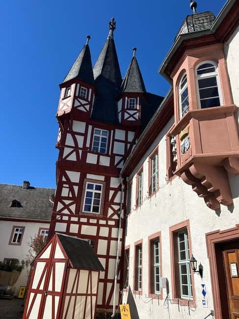 Rüdesheim: city tour with music and wine and Rüdesheim coffee - Who Will Enjoy This Most