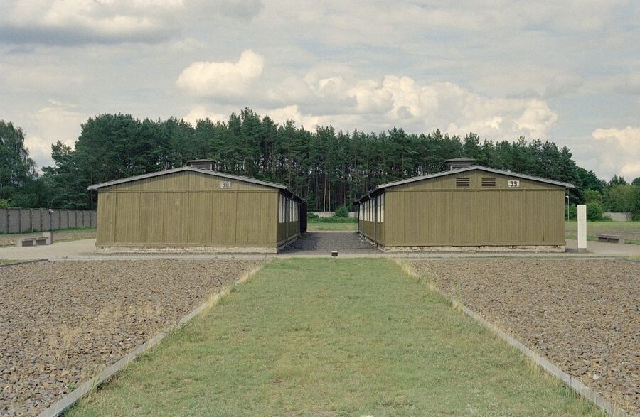 Sachsenhausen Memorial: Walking Tour from Berlin - Three hours on site, six hours door to door