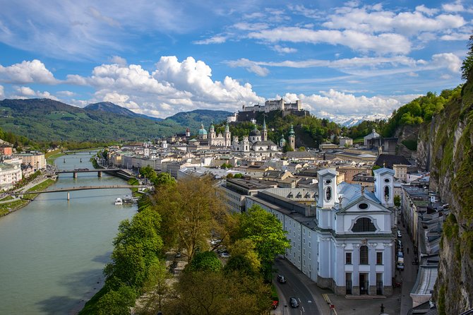 Salzburg and Lake District Day Tour from Munich - The guides can shape the entire day
