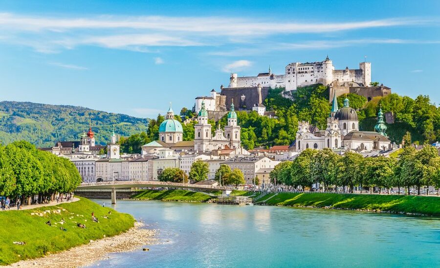 Salzburg: Sound of Music and Salt Mines Tour - Meeting at Mirabellplatz