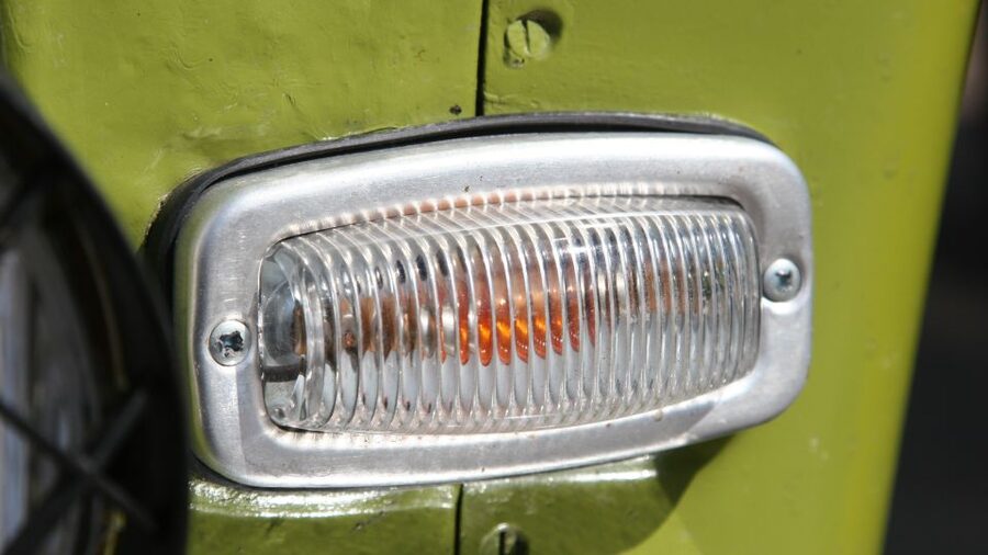 Schkeuditz: 4-Hour Vintage East German Trabant Rental - The real price: €159 plus fuel