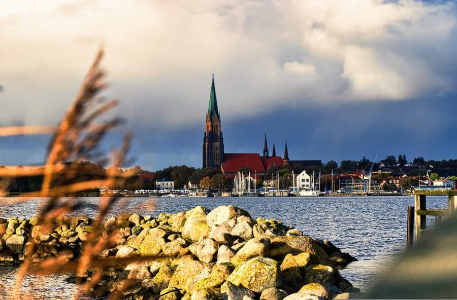 Schleswig: Highlights tour (cathedral, old town, Holm, city harbor) - Practical details for a smooth visit