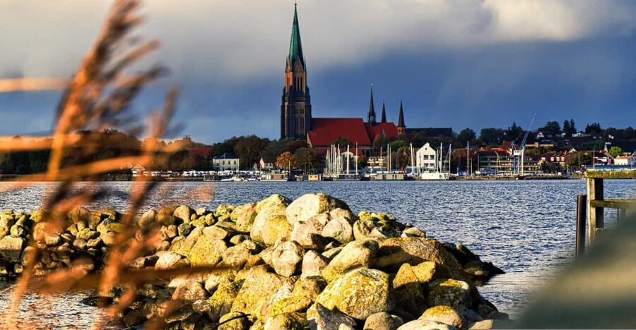 Schleswig: Highlights tour (cathedral, old town, Holm, city harbor) - Holm, Schleswig’s historic fishing village