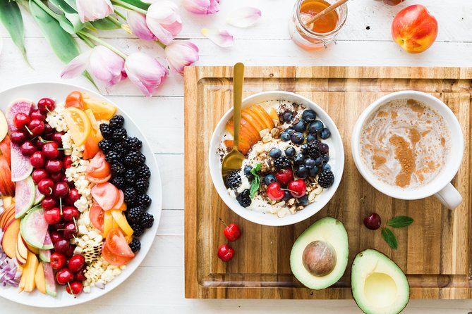 Sharing plate food tour in Berlin - Sweet food and selected drinks are included