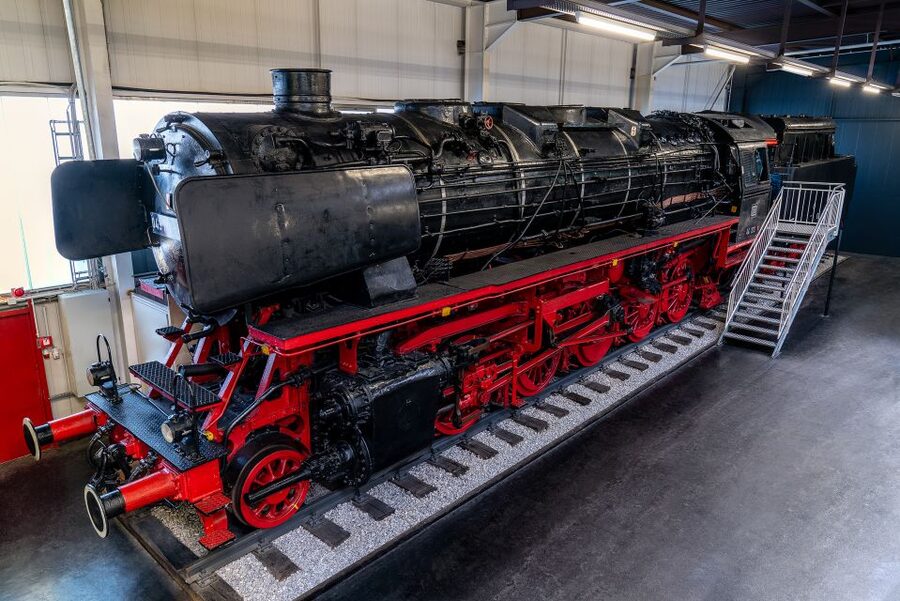 Sinsheim: Technik Museum Day Pass and IMAX 3D Ticket - Who will enjoy this museum most?