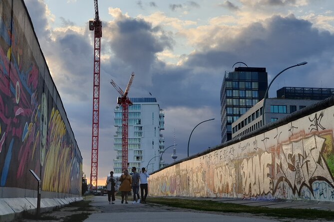 Small Group Walking Tour of East Berlin with a French Guide - Final verdict: book it for context, not just photographs