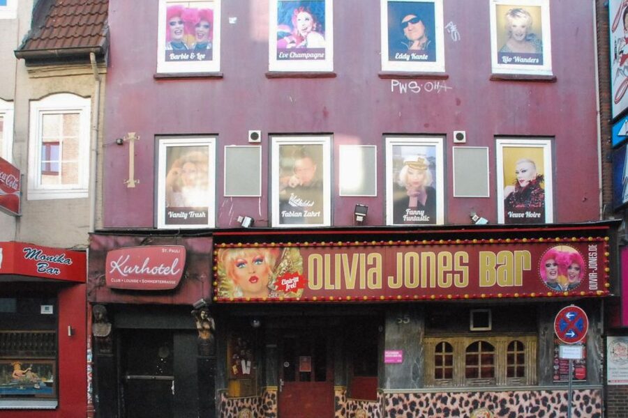 St. Pauli: Daytime Tour - Reeperbahn: more than a nightlife sign