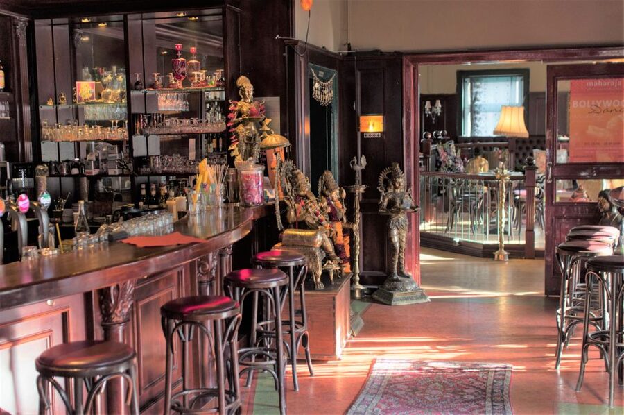 St. Pauli: Guided Food Tour with 5 Tastings - Is $589 a fair price?