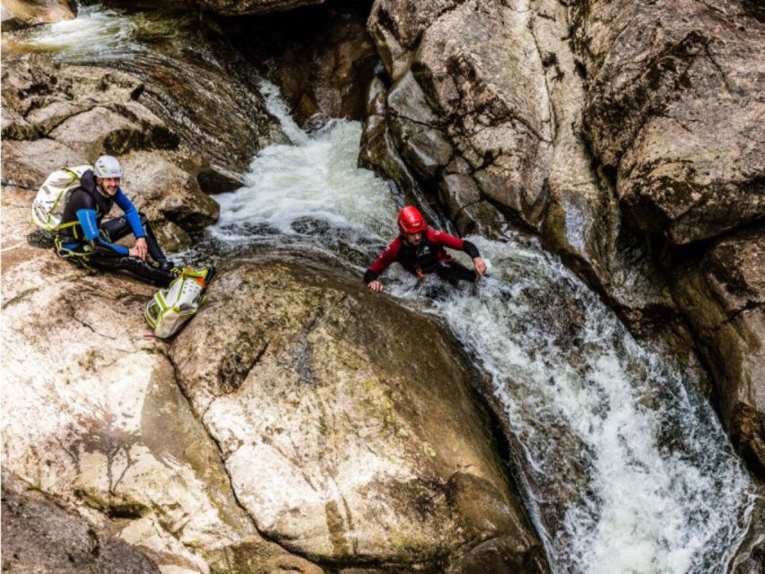 Starzlach Gorge: Beginners Canyoning Tour - Family suitability and physical demands