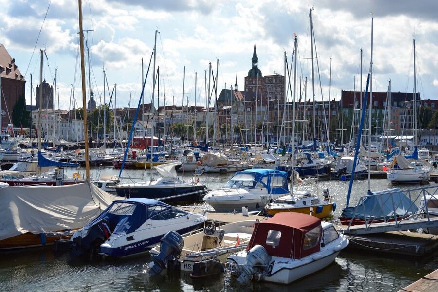 Stralsund: Old Town Highlights Private Walking Tour - Starting at Alter Markt in Stralsund’s Old Town