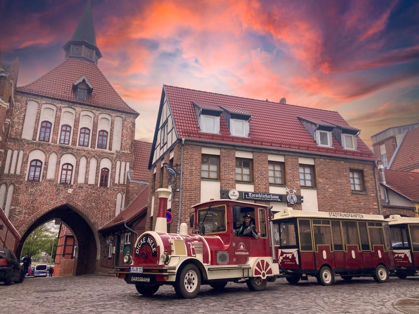 Stralsund: Stadtrundfahrt durch die historische Altstadt - How to make the 45 minutes count