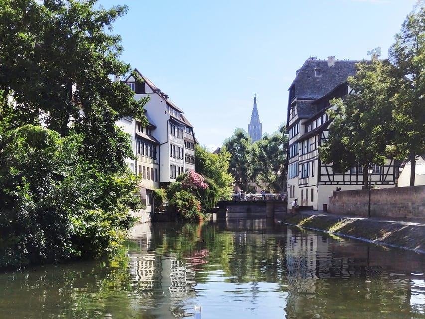 Strasbourg: Private City Sightseeing Boat Tour - From Quai Finkwiller to Strasbourg Cathedral
