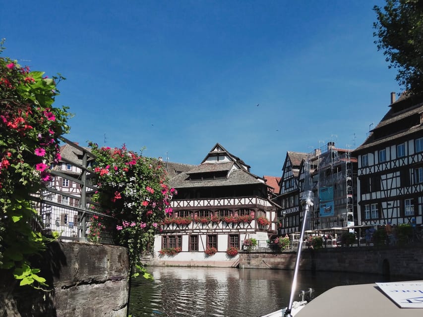 Strasbourg: Private City Sightseeing Boat Tour - Entering Petite France by boat
