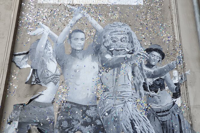 Street Art and Alternative Tour of Berlin in French - What the price of $27.87 buys you
