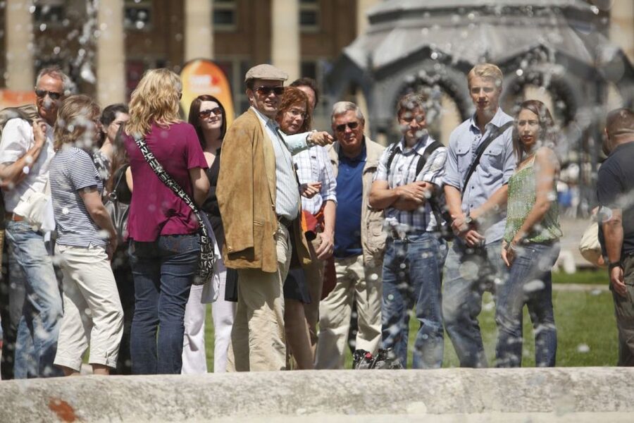 Stuttgart: City Highlights - Guided Walking Tour - One hour is efficient, but not leisurely