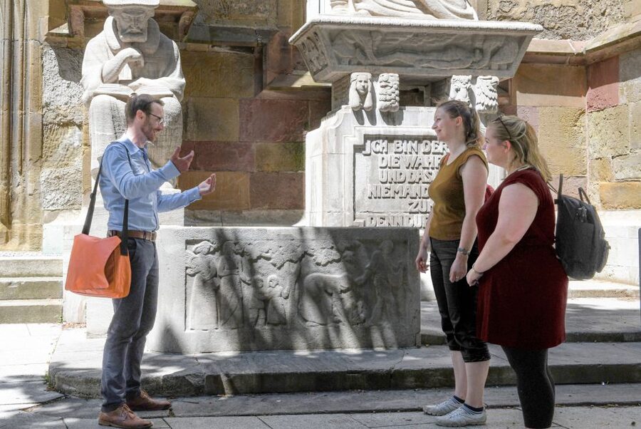 Stuttgart: entertaining guided tour to old town highlights - Final decision: a useful German-language introduction