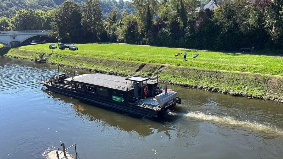 Stuttgart: Exklusive Floßboote Finne & Fischle - Key points to know before booking