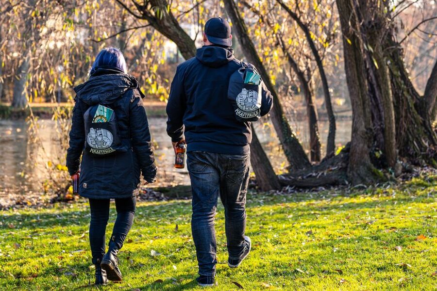 Stuttgart: Hiking Tour with Craft Beer Tasting - Following the vineyard route out of Stuttgart