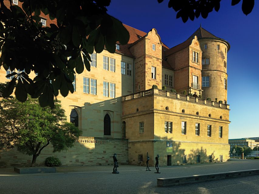 Stuttgart: Private Guided Circular City Walk - Key points at a glance