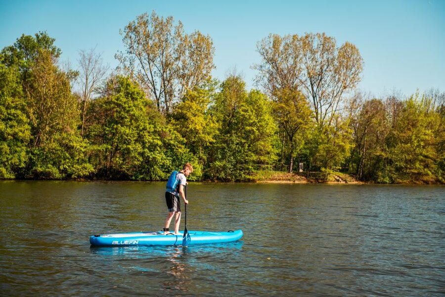 Stuttgart: Stand Up Paddling Rental - A short SUP outing on Stuttgart’s Neckar