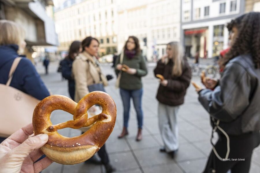Stuttgart: Swabian Cuisine Guided Walking Tour with Tastings - Why Swabian food makes a good Stuttgart introduction